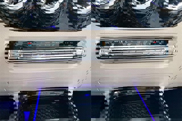 Certified 2025 Mercedes-Benz GLA 250 4MATIC image 18