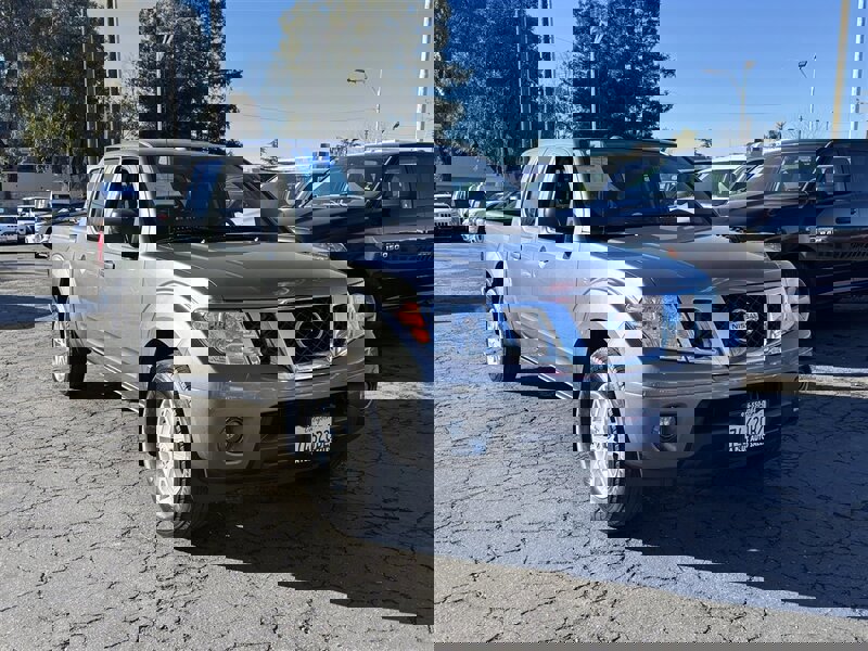 Used 2017 Nissan Frontier SV