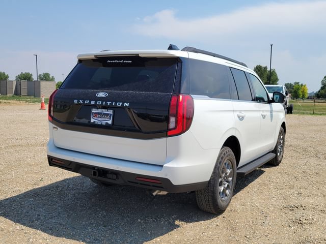 New 2027 Ford Expedition Active AWD/4WD image 4
