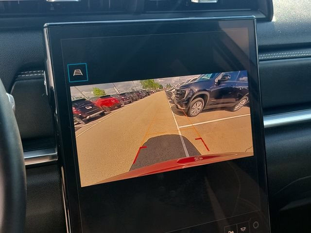Used 2025 GMC Terrain Elevation AWD/4WD image 15