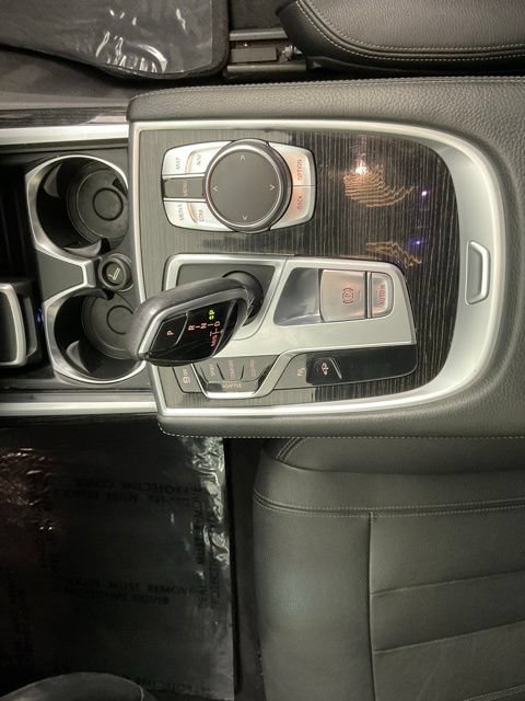 Used 2017 BMW 740i RWD image 19