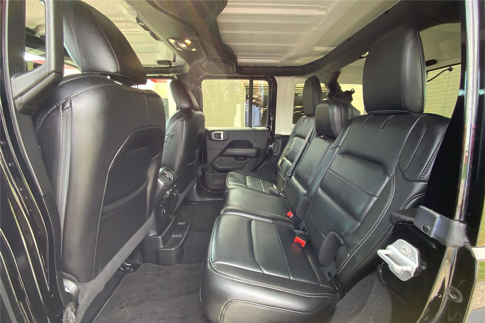 Used 2019 Jeep Wrangler Unlimited Sahara w/ Dual Top Group image 11