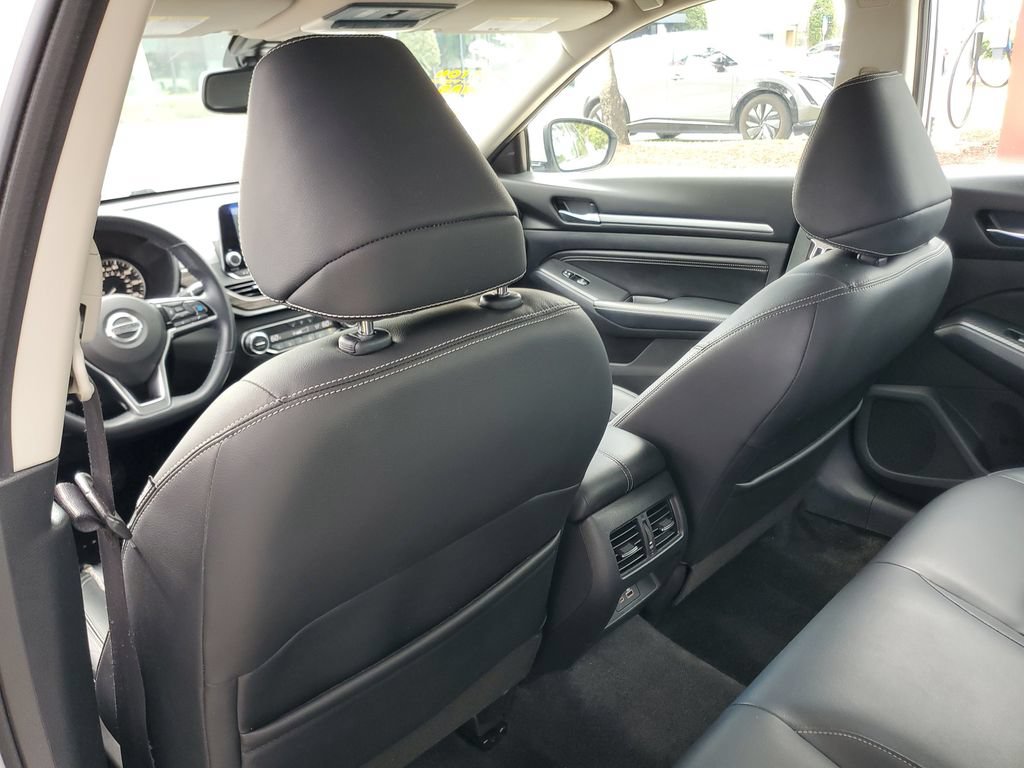 Used 2019 Nissan Altima 2.5 SL FWD image 10