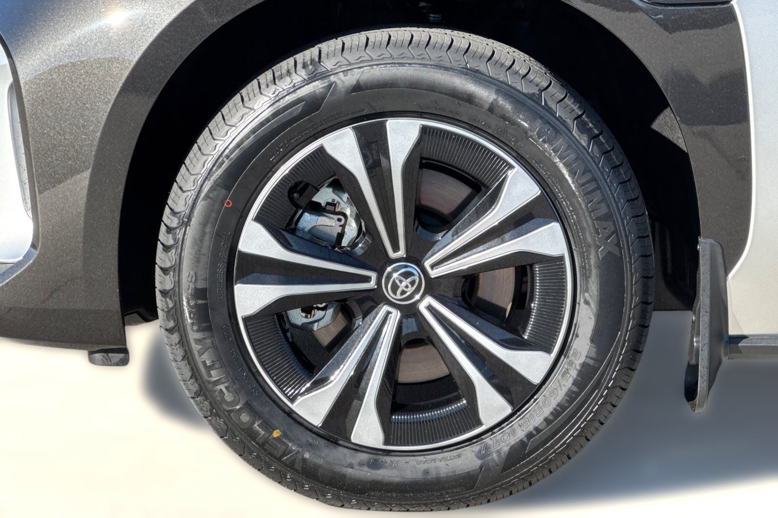 Certified 2025 Toyota bZ4X AWD image 13