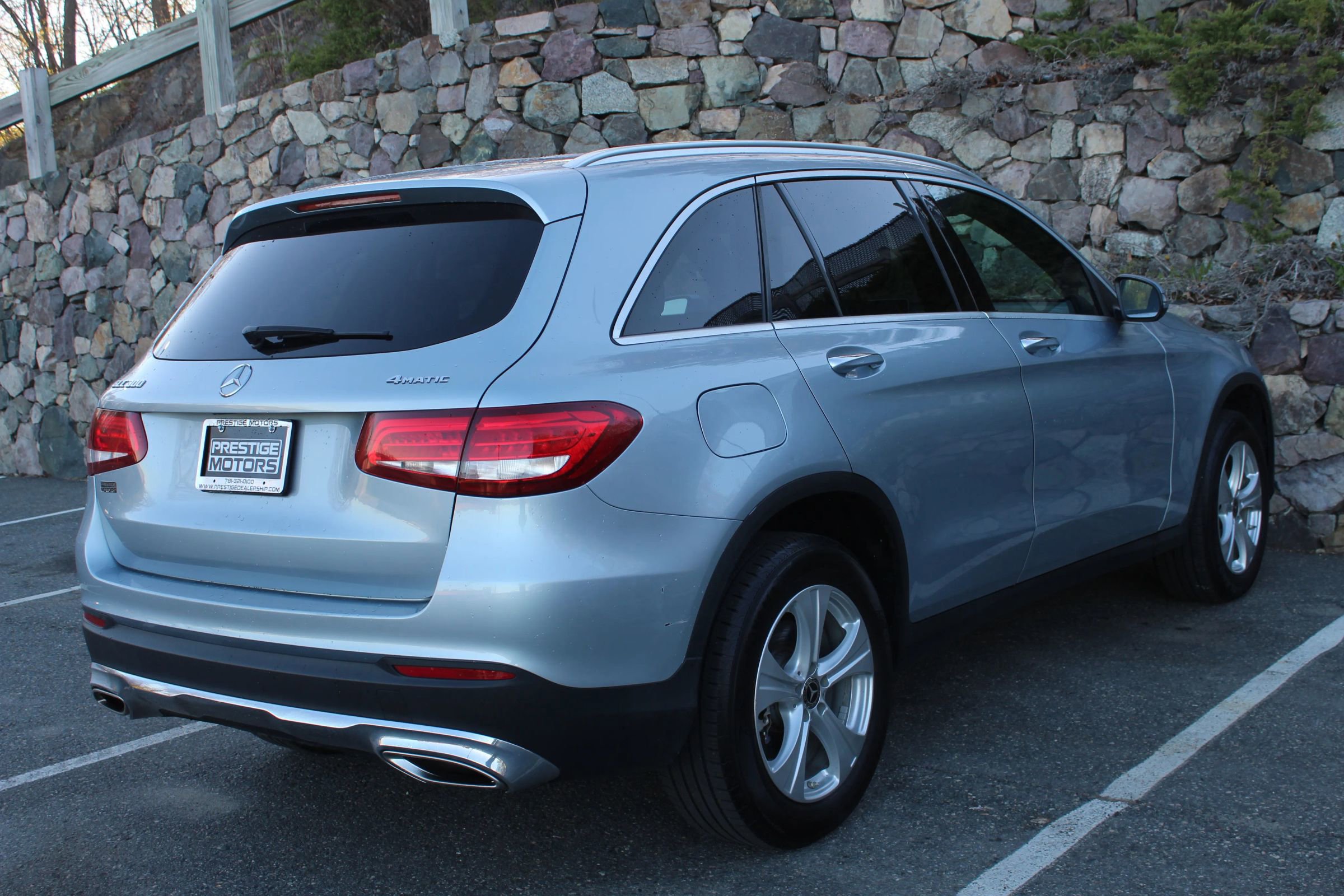 Used 2018 Mercedes-Benz GLC 300 4MATIC image 9