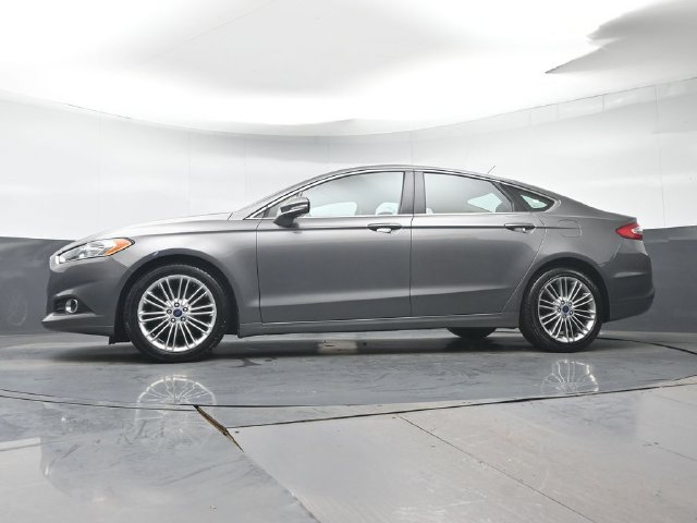 Used 2014 Ford Fusion SE w/ Equipment Group 202A FWD image 23