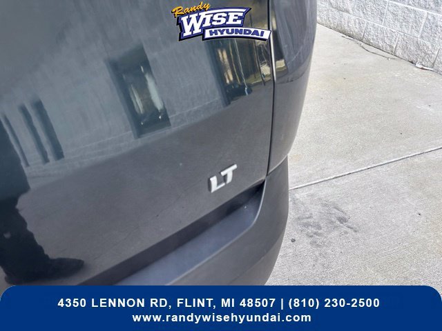 Used 2018 Chevrolet Traverse LT FWD image 36