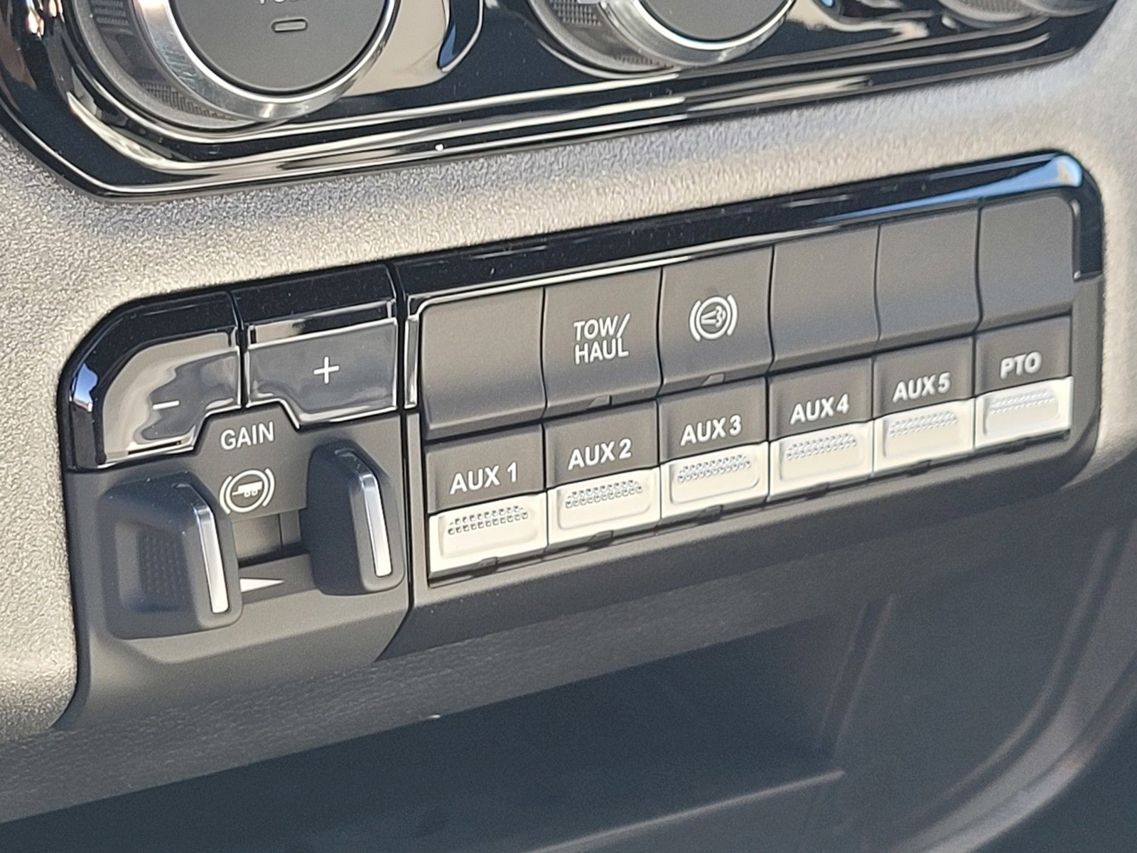 New 2026 RAM 5500 Tradesman image 13