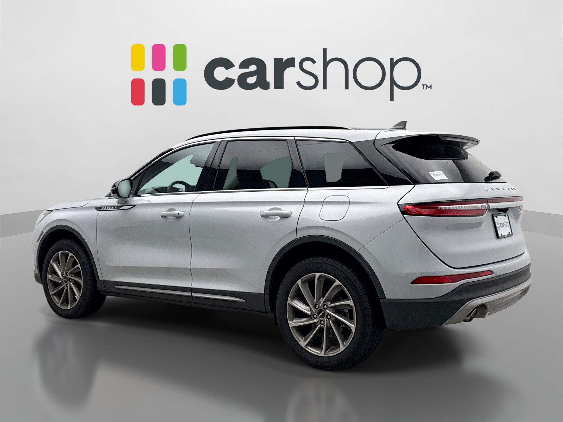 Used 2025 Lincoln Corsair AWD w/ Equipment Group 101A image 3