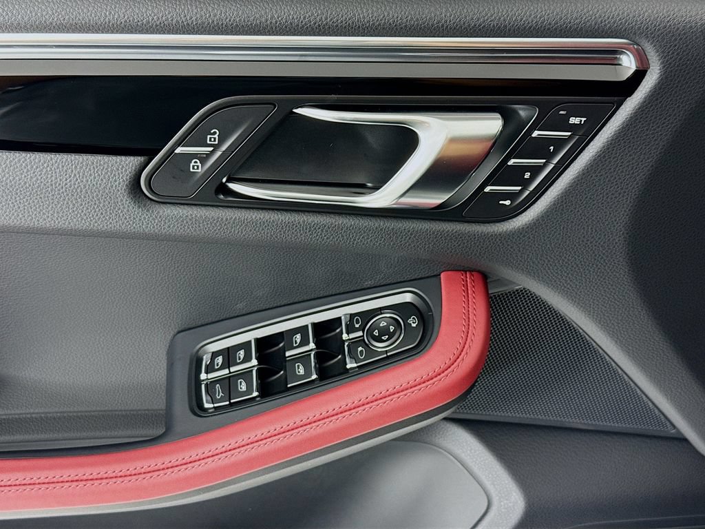 New 2026 Porsche Macan S AWD/4WD image 11