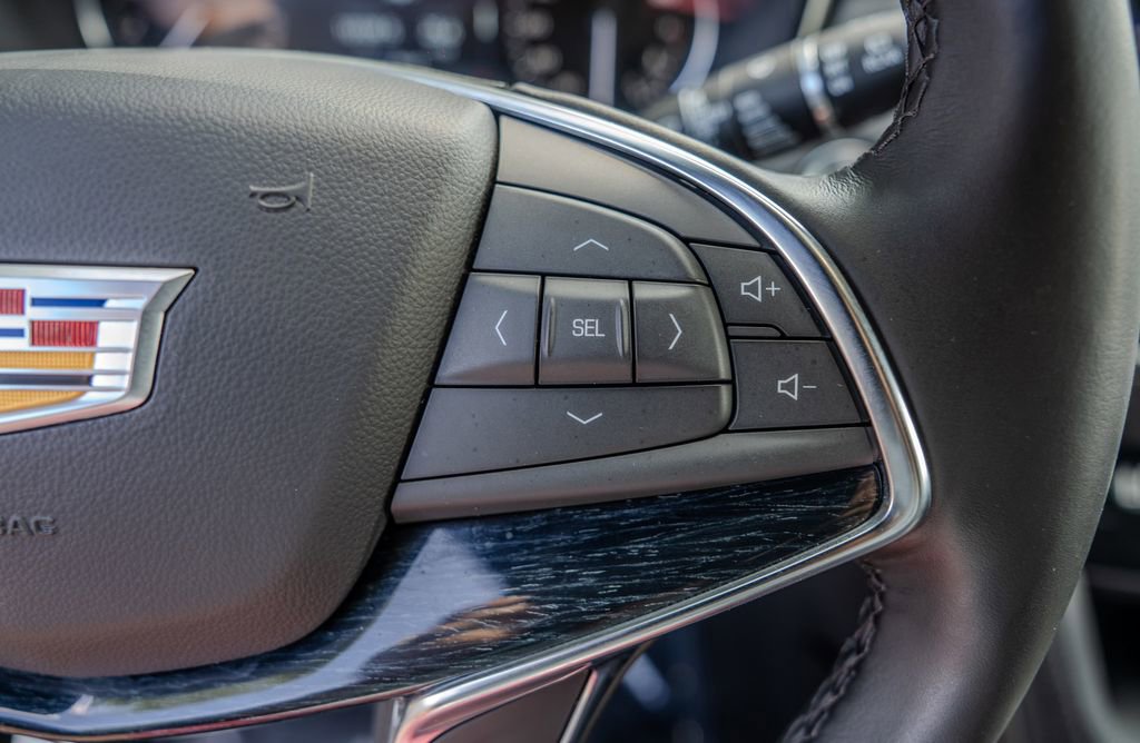 Used 2024 Cadillac XT5 Premium Luxury FWD image 7