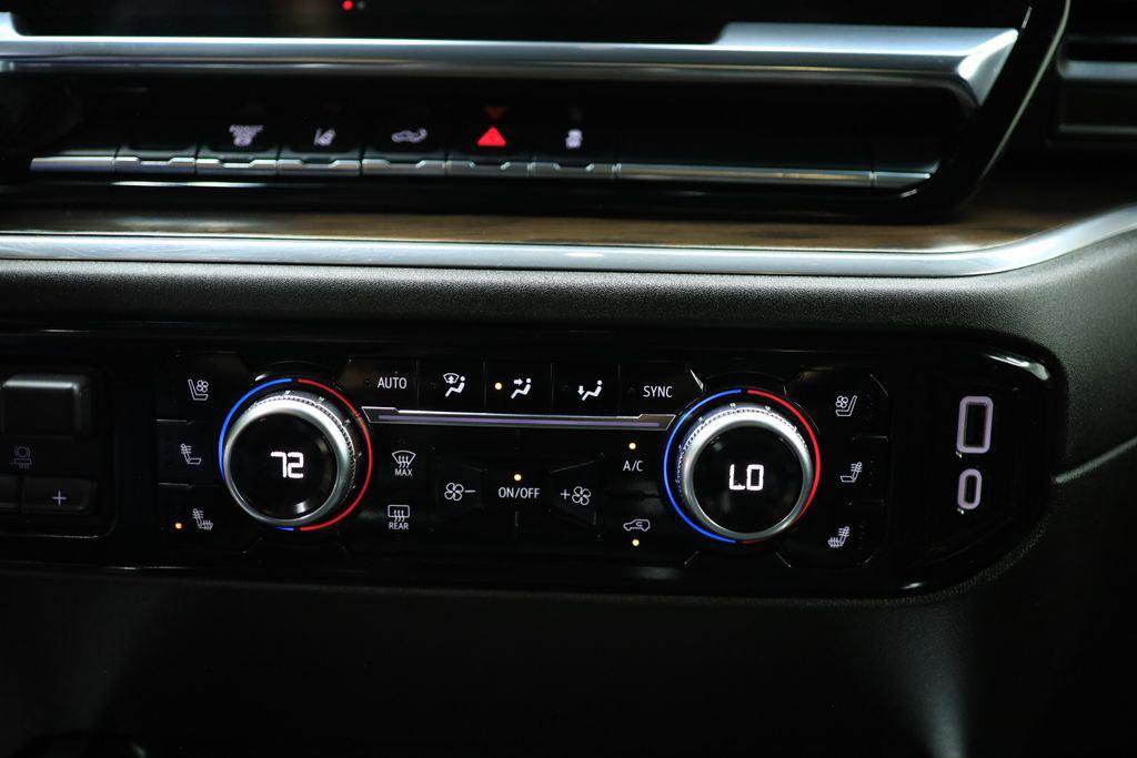 Used 2024 GMC Sierra 3500 SLT image 35