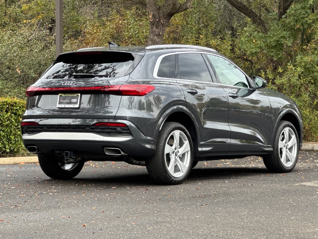 Certified 2025 Audi Q5 Premium Plus AWD/4WD image 7