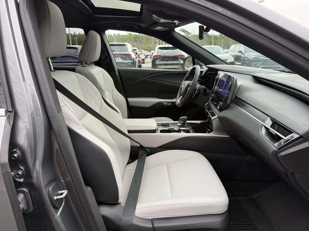 Used 2023 Lexus RX 350 Premium w/ Accessory Package image 14