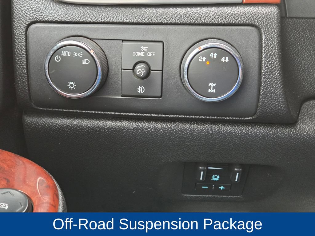 Used 2013 GMC Sierra 2500 SLT w/ Suspension Package, Off-Road AWD/4WD image 22