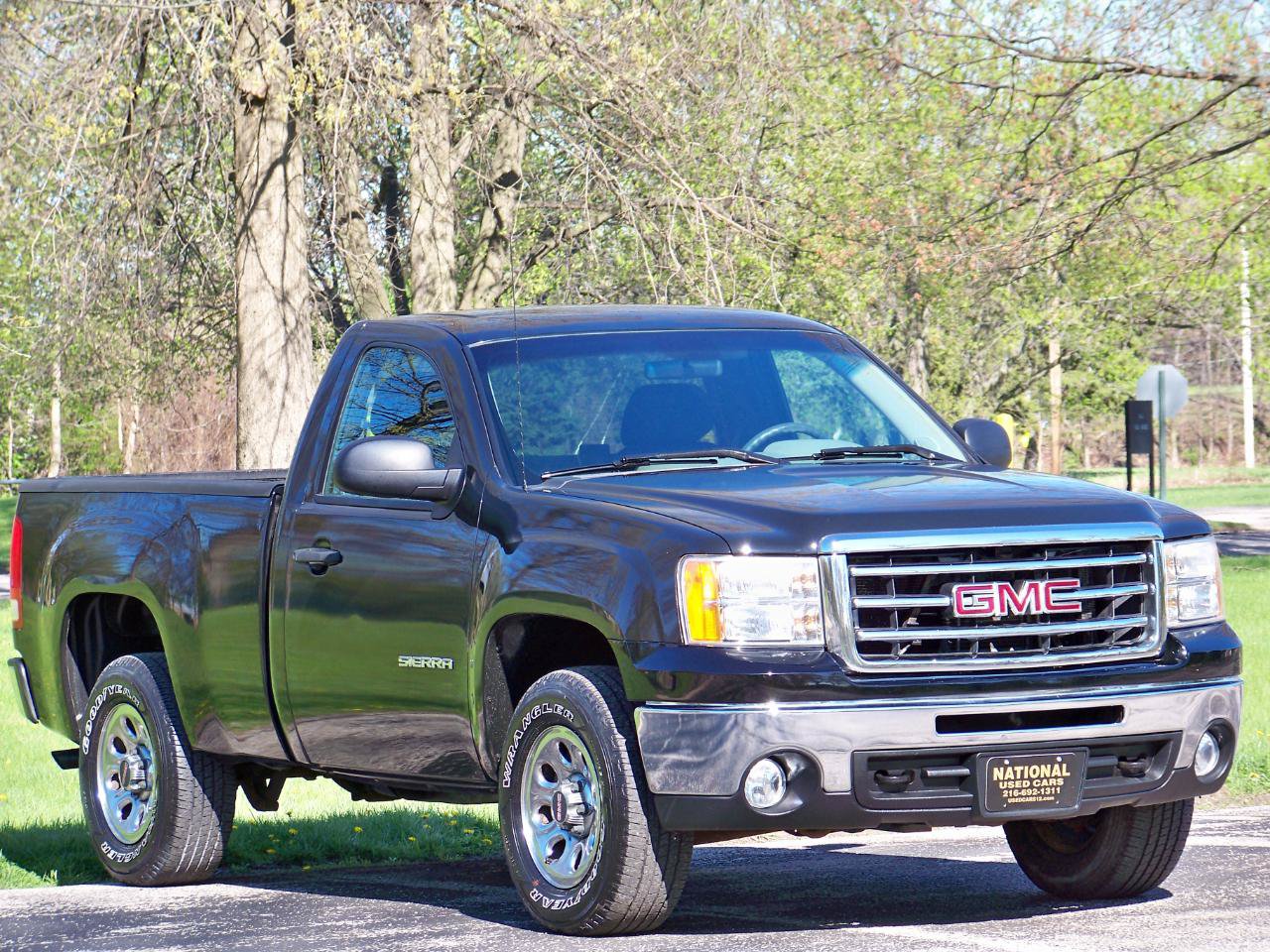 Used 2012 GMC Sierra 1500 W/T w/ Work Truck Plus Package AWD/4WD image 3