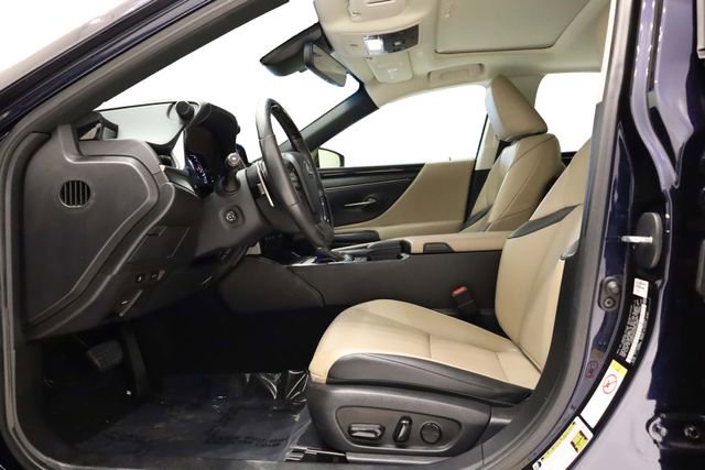 Used 2019 Lexus ES 350 w/ Premium Package image 16