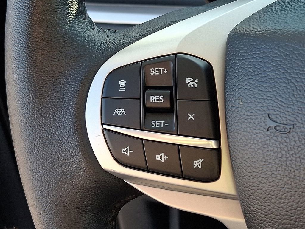 Certified 2023 Ford Explorer XLT w/ Equipment Group 202A image 23