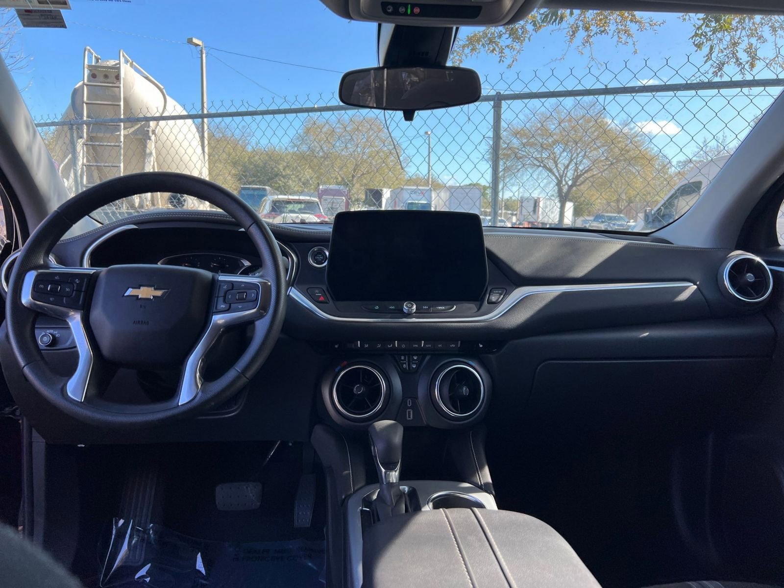 Used 2025 Chevrolet Blazer LT image 29