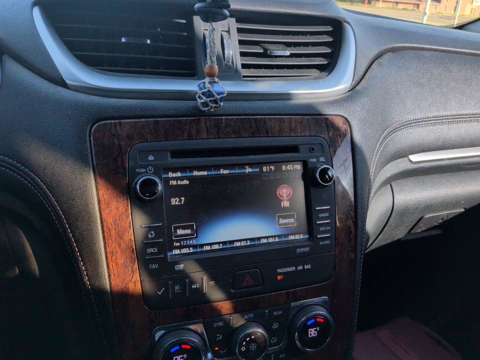 Used 2013 Chevrolet Traverse LT AWD/4WD image 2