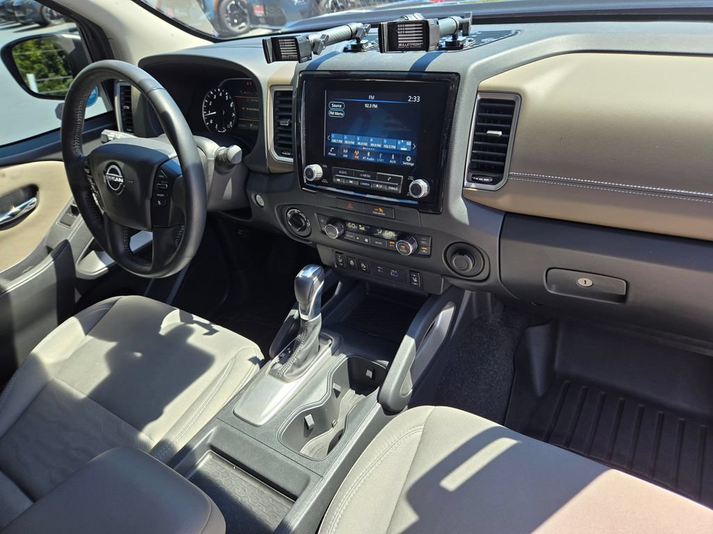 Used 2022 Nissan Frontier SV AWD/4WD image 10