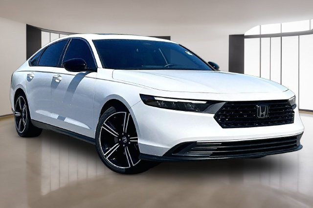 Certified 2023 Honda Accord Sport image 3