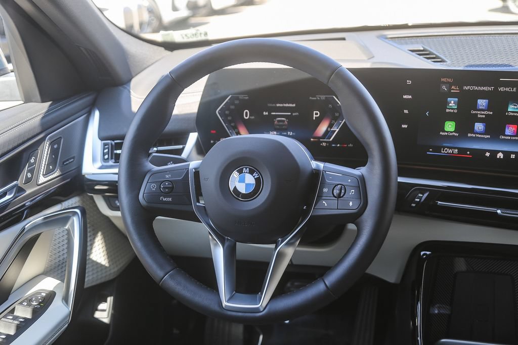 Used 2026 BMW X2 xDrive28i w/ Technology Package AWD/4WD image 11