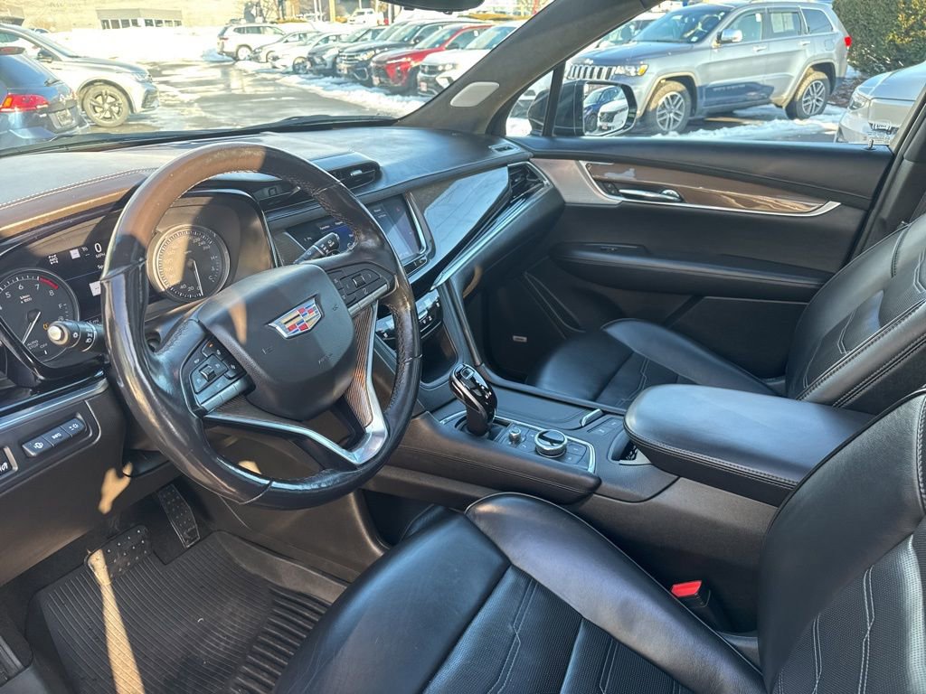Used 2020 Cadillac XT6 Premium Luxury w/ Platinum Package image 12