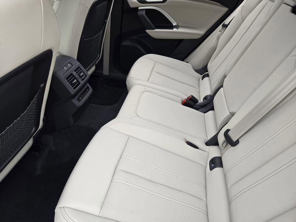 New 2025 Audi Q5 Prestige image 34