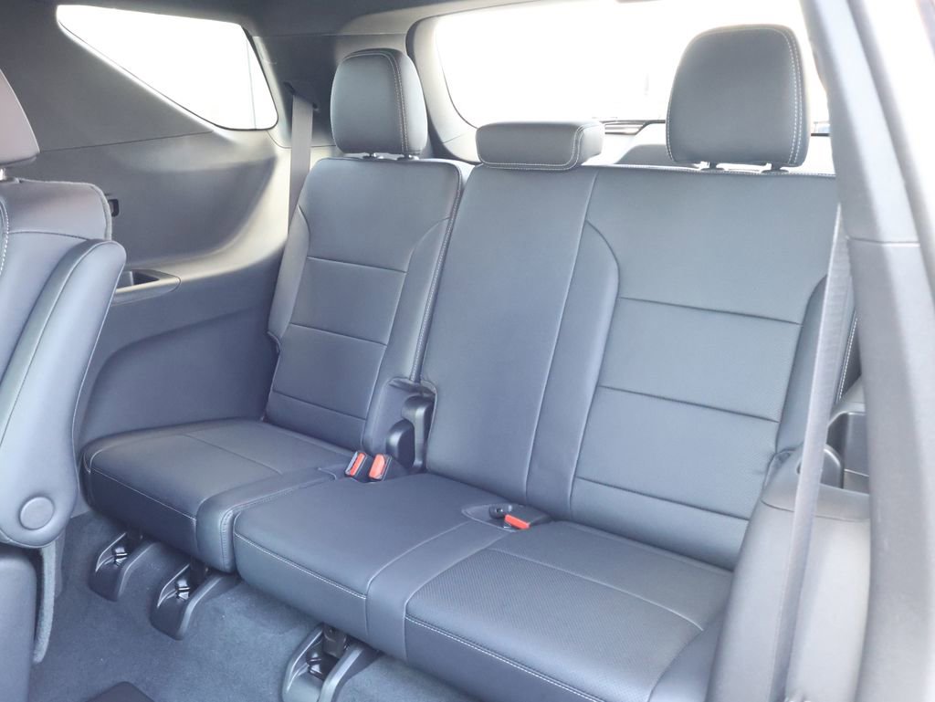 New 2026 Chevrolet Traverse LT w/ Midnight/Sport Edition image 27