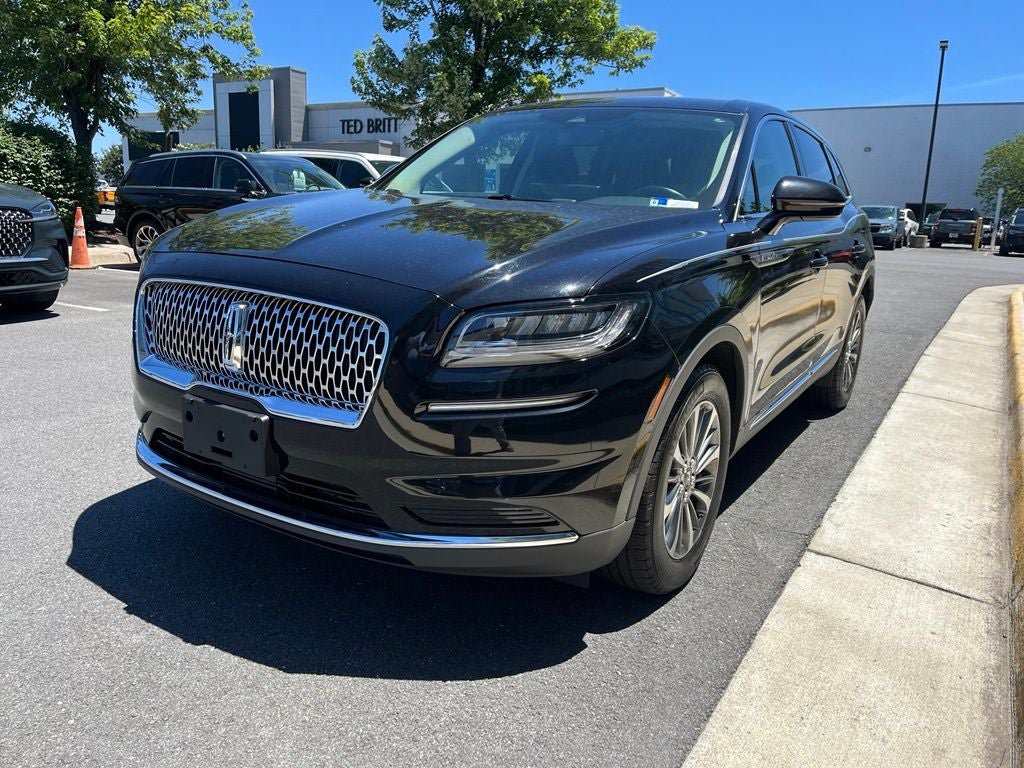 Certified 2023 Lincoln Nautilus AWD w/ Premium Package image 3
