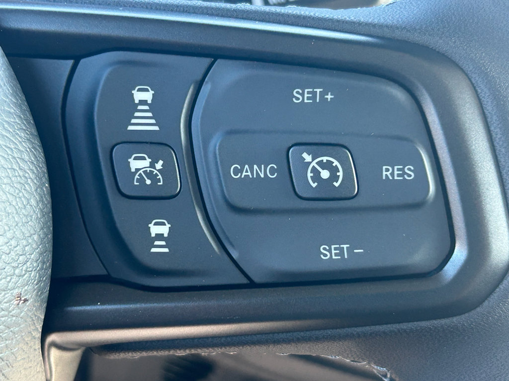 New 2025 Jeep Gladiator Willys image 13