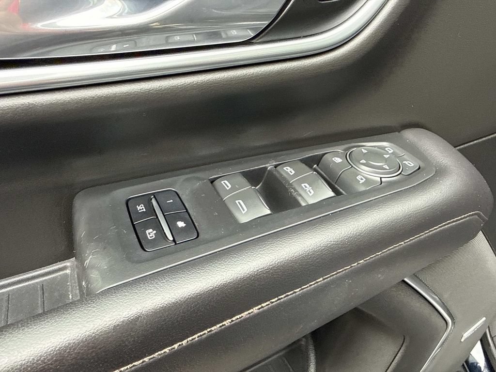 Used 2021 Chevrolet Tahoe High Country w/ Premium Package AWD/4WD image 24