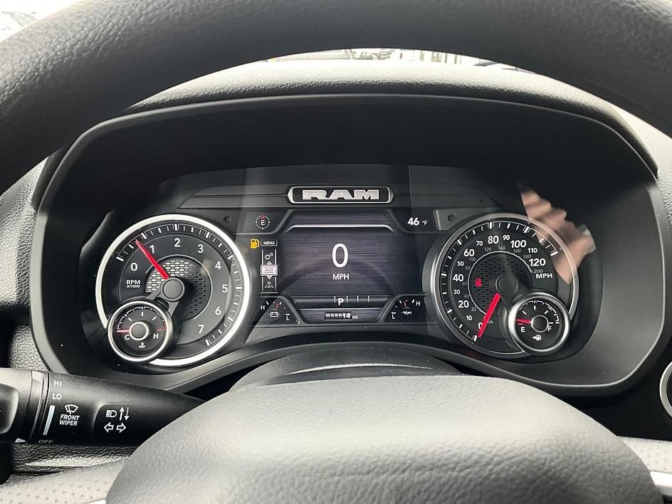 New 2026 RAM 1500 Classic Warlock image 17