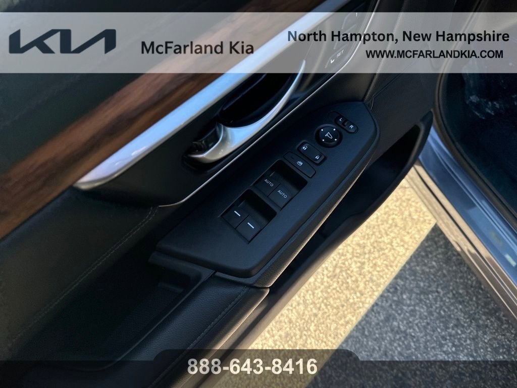 Used 2022 Honda CR-V Touring image 13