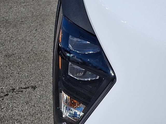 New 2027 Hyundai Kona SE AWD/4WD image 9