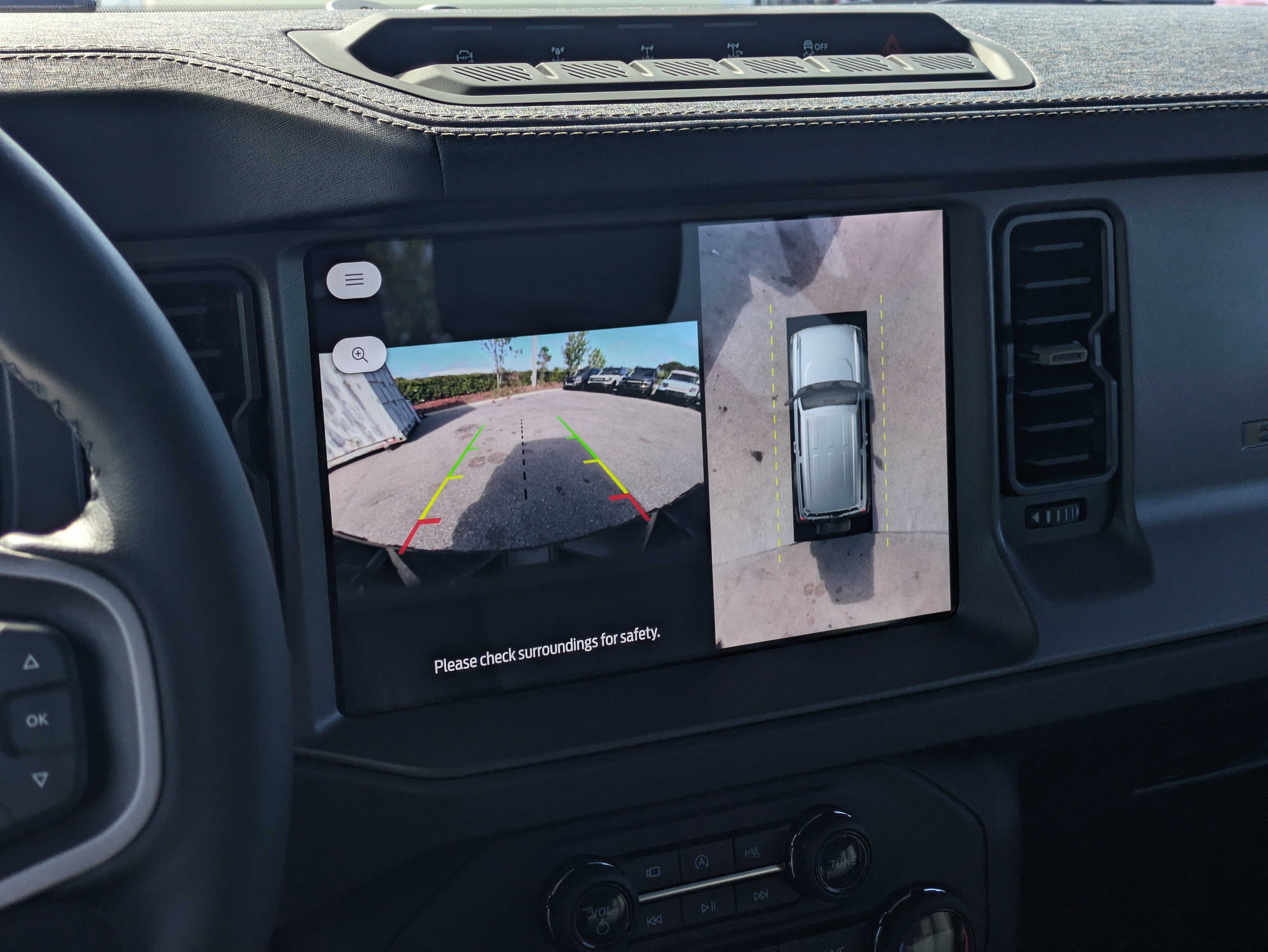 New 2025 Ford Bronco Badlands image 46