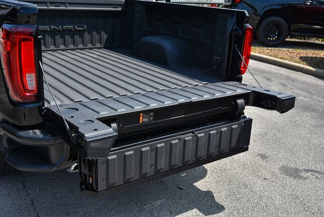 Used 2024 GMC Sierra 1500 Denali w/ Technology Package image 16