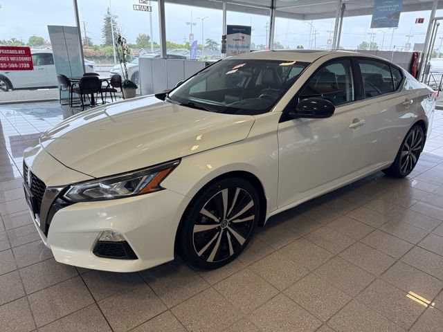Used 2022 Nissan Altima 2.0 SR FWD image 6