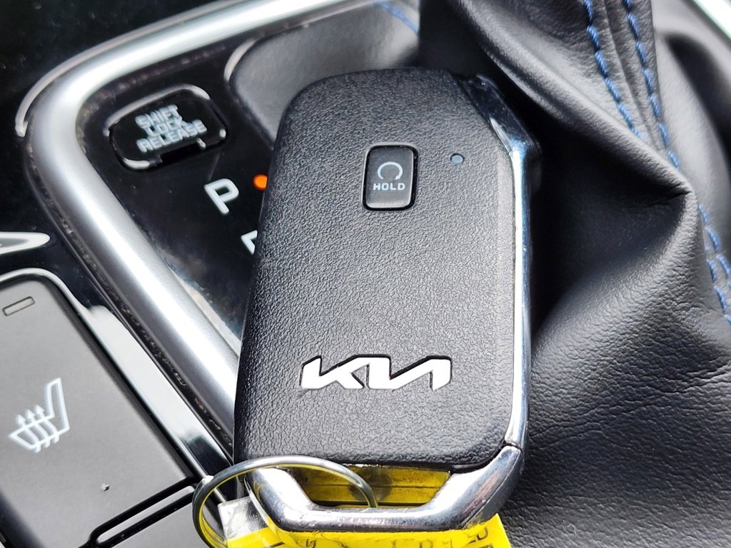 Certified 2023 Kia Seltos S image 16