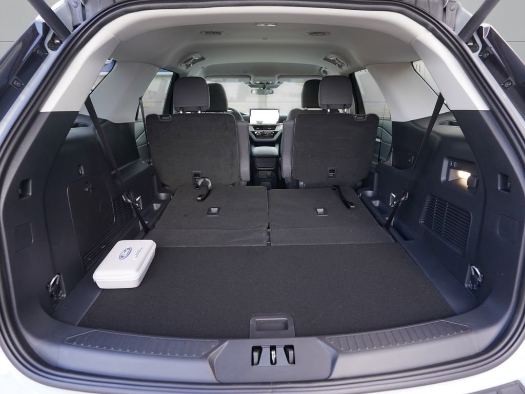 New 2026 Ford Explorer Active image 19