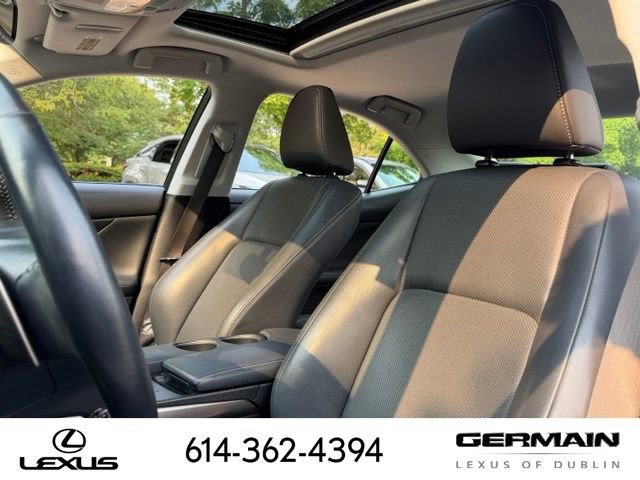 Used 2015 Lexus IS 250 AWD w/ Navigation System Package image 13