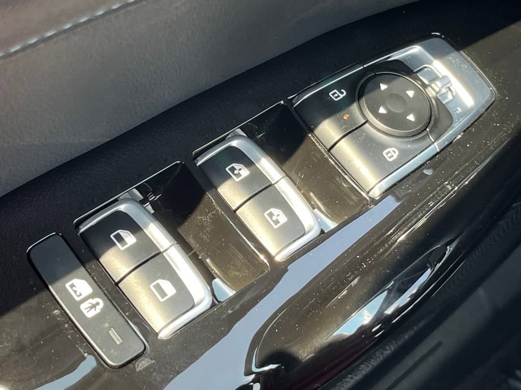 New 2026 Kia K5 GT-Line w/ GT-Line Red Interior Package image 18