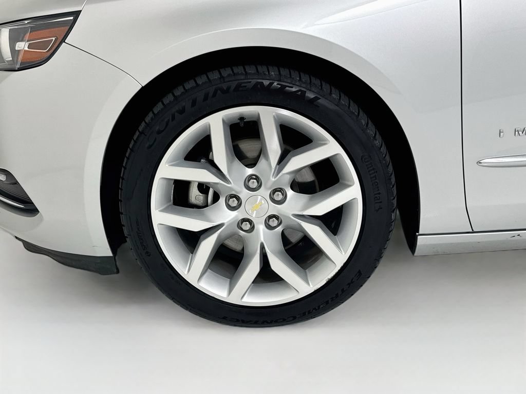 Used 2017 Chevrolet Impala Premier FWD image 32