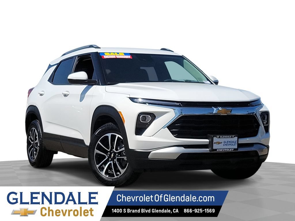 Used 2025 Chevrolet TrailBlazer LT FWD image 1