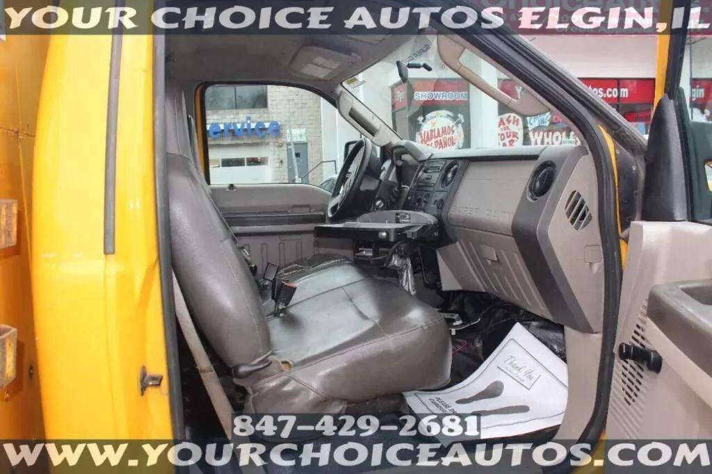 Used 2008 Ford F550 2WD Regular Cab Super Duty image 26