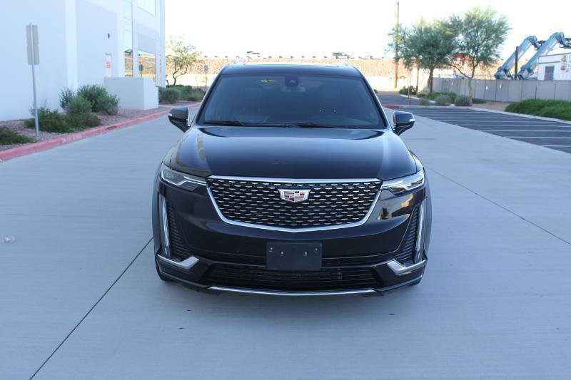 Used 2024 Cadillac XT6 Premium Luxury FWD image 2