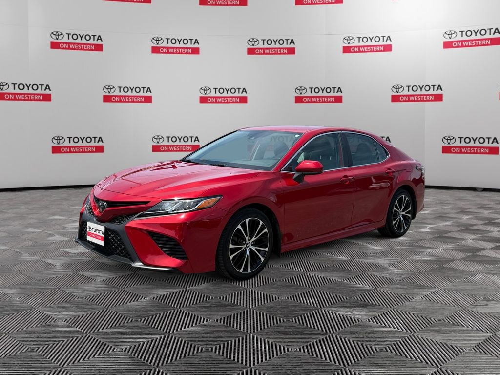 Used 2019 Toyota Camry SE