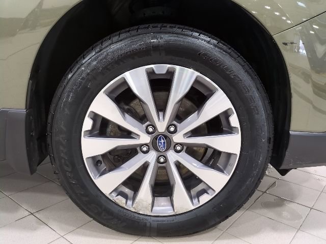 Used 2018 Subaru Outback 3.6R Touring image 26
