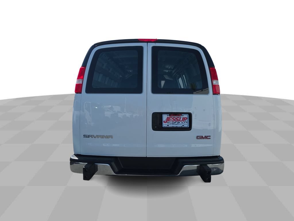 Used 2024 GMC Savana 2500 w/ Driver Convenience Package RWD image 7